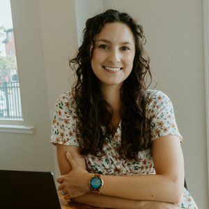 Meet your Posher, Janisha